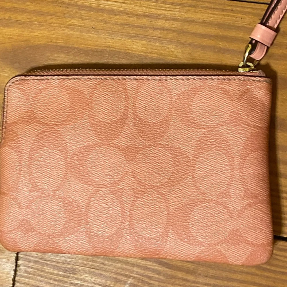 Coach elegant wristlet
